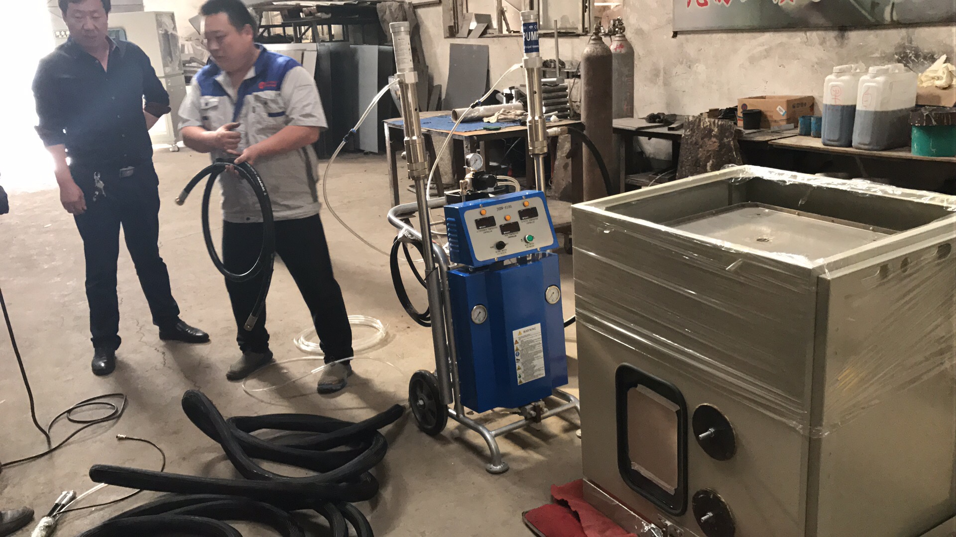 济南实验保温箱喷涂